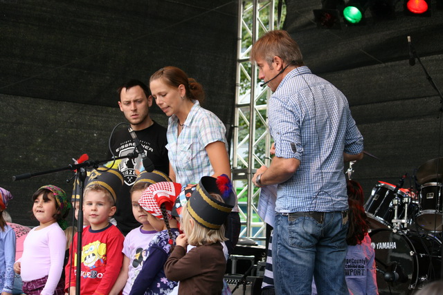 gal/2010/2010 Saitentwist Essen Original Moderation und Kinderbuehne 11.09/2010 Saitentwist 11.09. Moderation Essen Original HIrschlandplat 020.jpg